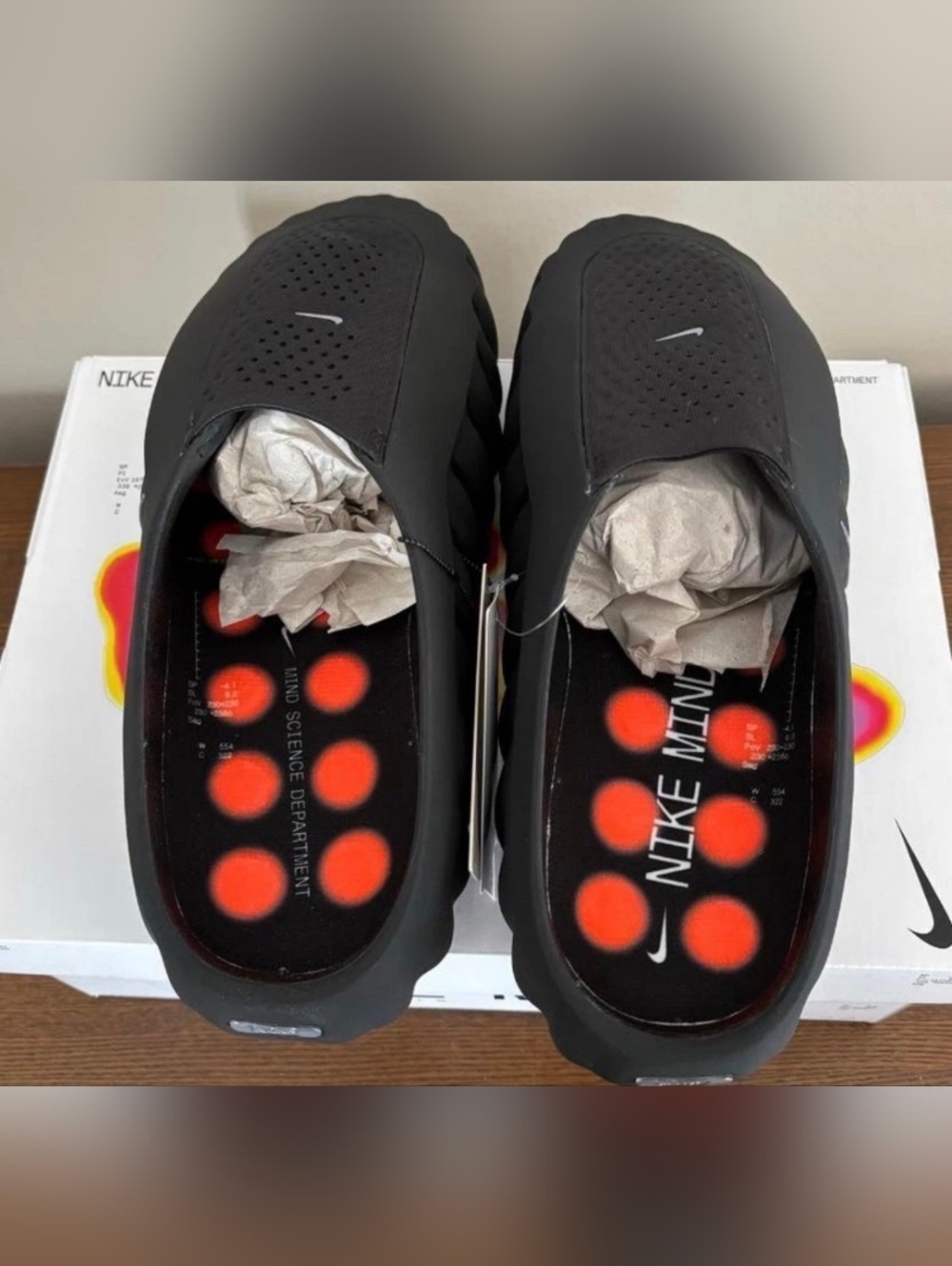 ***RUNS SMALL*** Men's Size 11 Nike Mind 001 Black Chrome Hyper Crimson Slides - Picture 6 of 6
